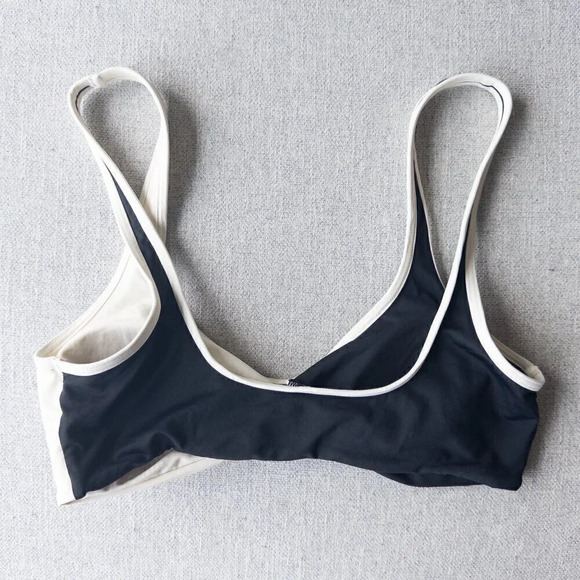 NWOT L*SPACE Cardi Black & White Colorblock Bikini Top - Picture 6 of 6